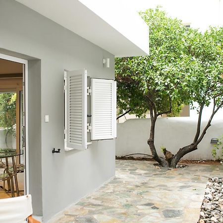 Minimal Residence Near The Beach Loutraki  Exterior photo